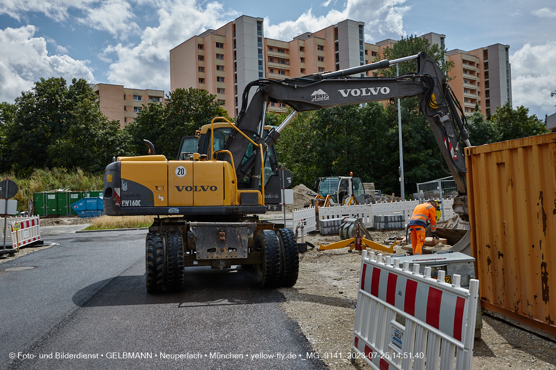 25.07.2023 - Rundgang im Alexisquartier in Neuperlach